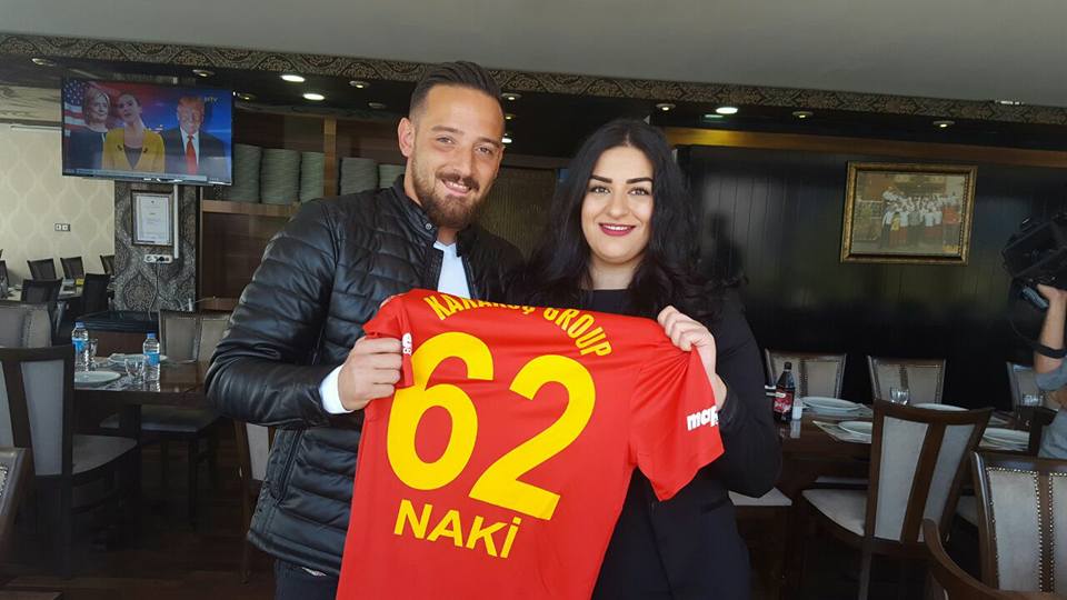 Deniz Naki und Cansu Özdemir letzte Woche in Diyarbakir